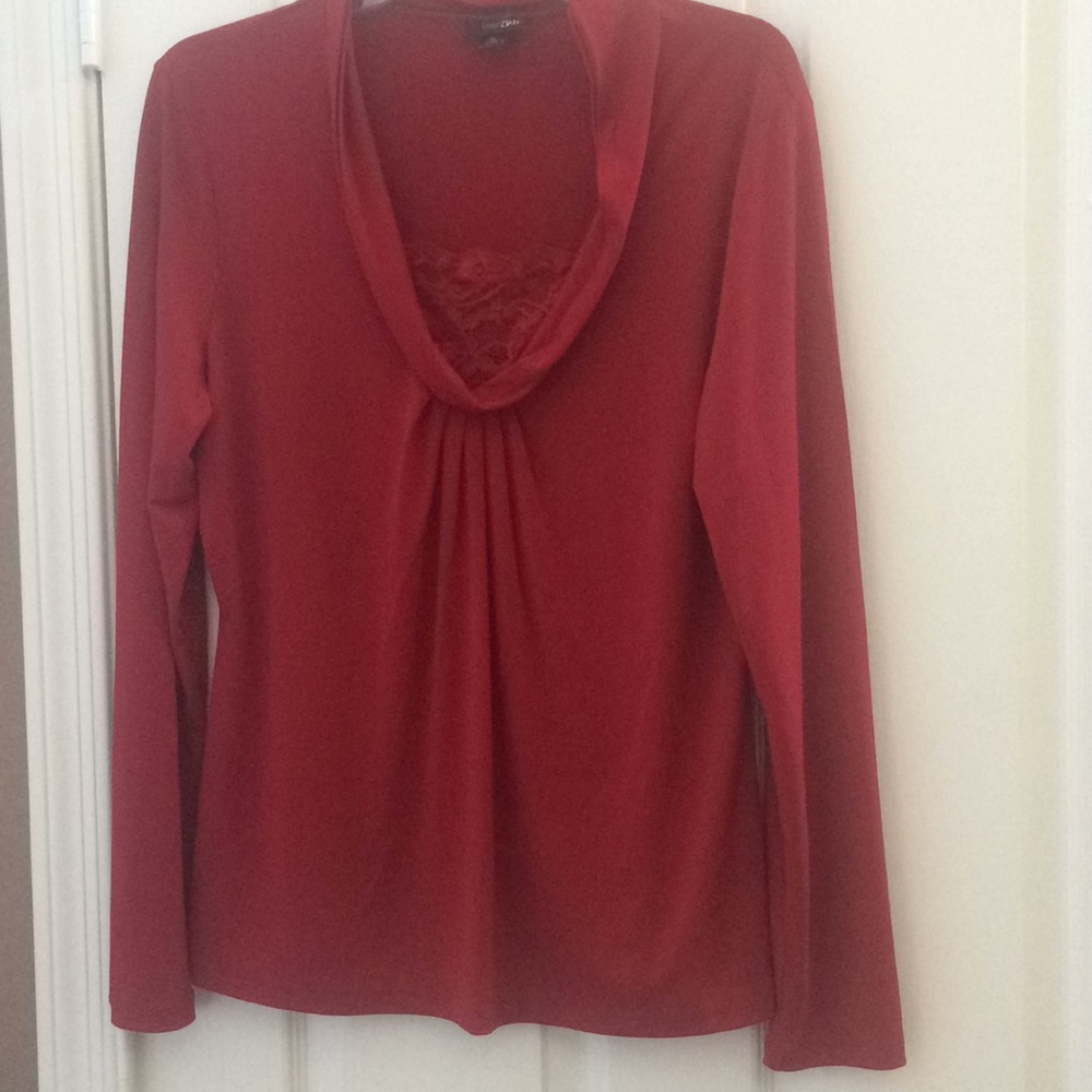 FINAL MARKDOWN Ladies’ east 5th Top (M)